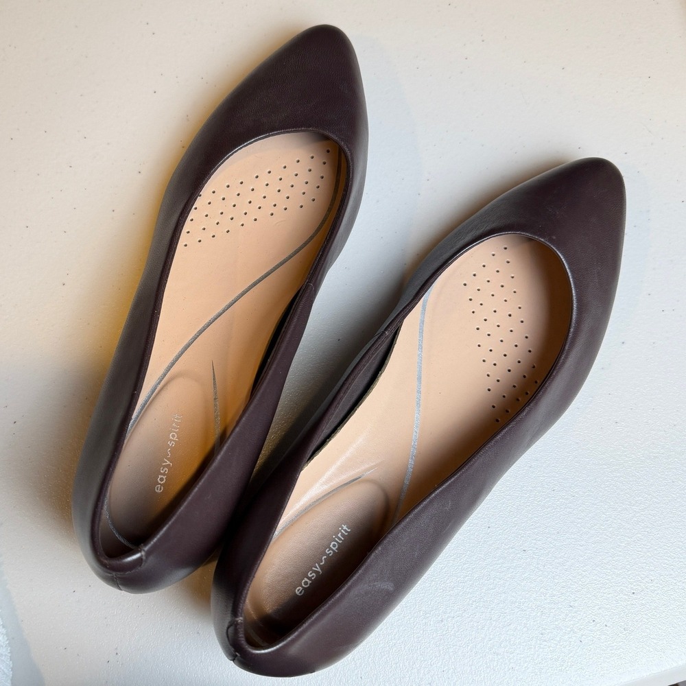 Easy Spirit Women Low Block Heel 10M Pointed Toe Pumps Brown Leather Office - Picture 7 of 8